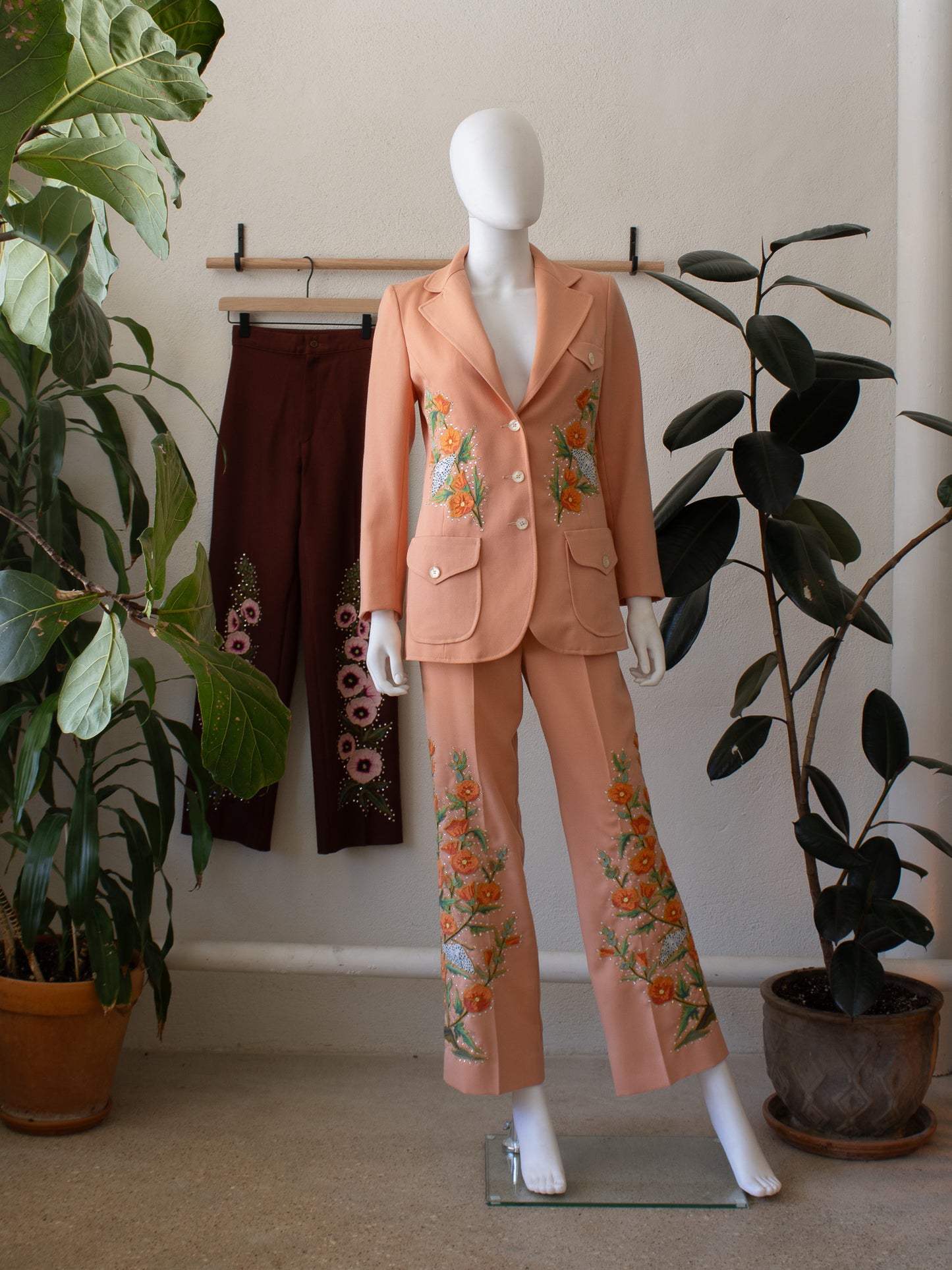 DESERT GLOBEMALLOW SUIT