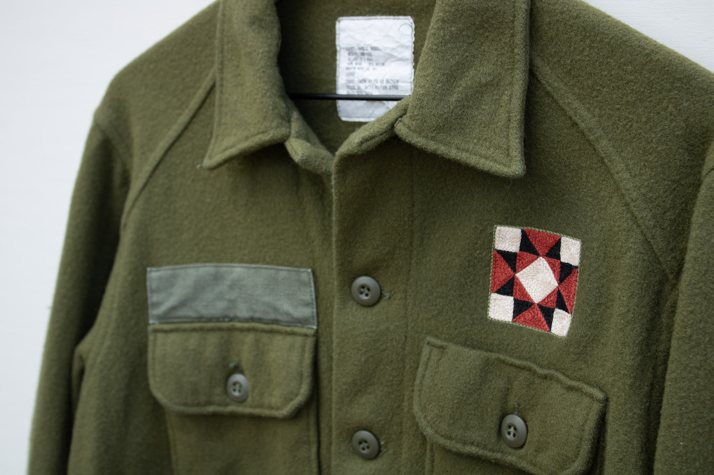 WOOL ARMY SHIRT WITH CHAINSTITCHED DETAILS